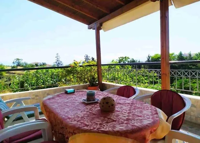 Sea View Maisonette Netflix