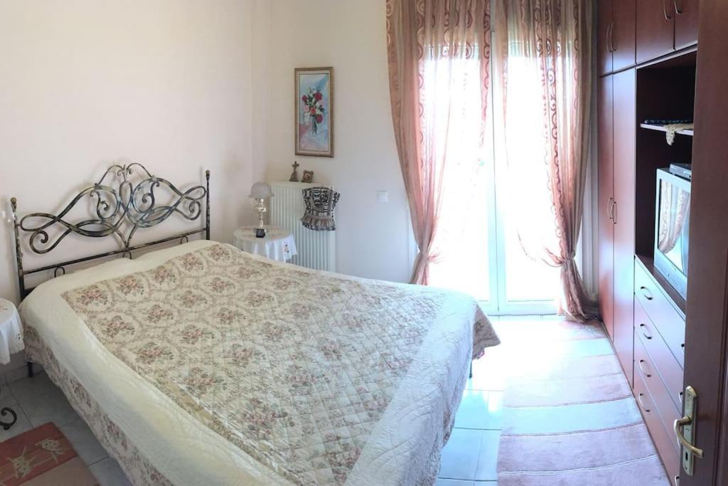 Sea View Maisonette Netflix